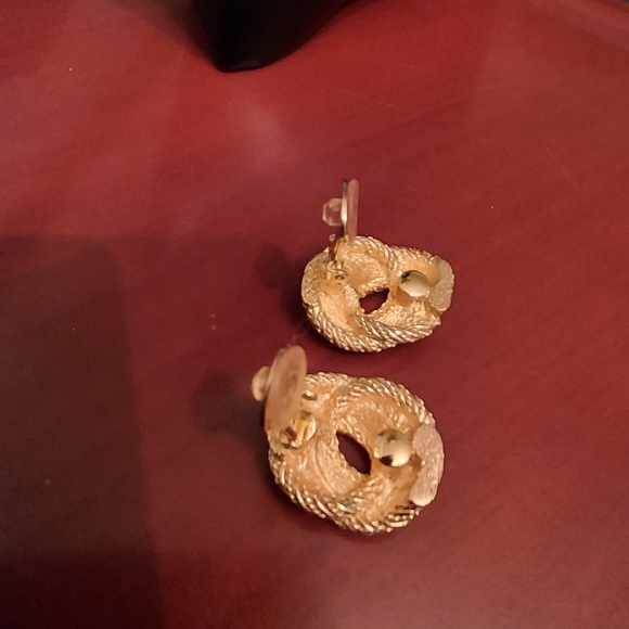 Dior vintage clip on earrings - Picture 5 of 8